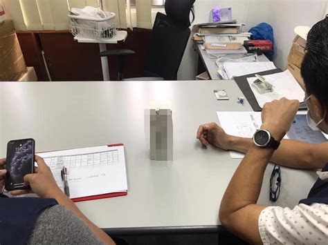 Sekiranya makanan dibeli di luar, pastikan premis makanan dan pengendali makanan adalah bersih. PEMERIKSAAN PREMIS MENGEDAR DAN MENJUAL PENGIMBAS SUHU ...
