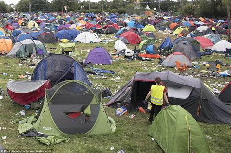 tents left behind abandoned after reading festival bank holiday weekend daily mail online