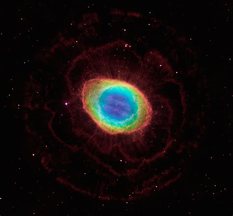 Huge Image Of The Ring Nebula That Combines New Hubble Wide Field