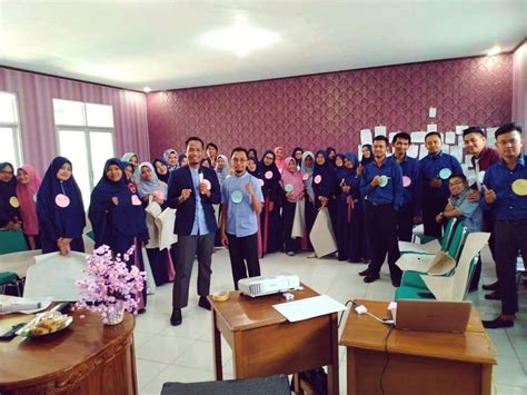 Jelaskan hubungan antara ikhtiar dan tawakkal? Yayasan Tawakkal Denpansar Bali - Motivator Pendidikan No.1
