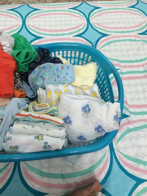 Mereka ada kedai luar talian, bilik penyimpanan barang sejuk untuk memastikan kebersihan dan. Checklist Persediaan Barangan Bayi | Wakdingding