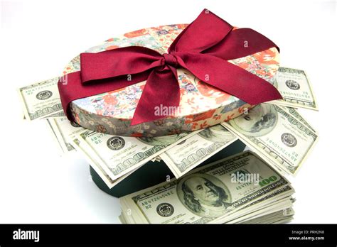 100 Dollar Bill Hundred Box Hi Res Stock Photography And Images Alamy