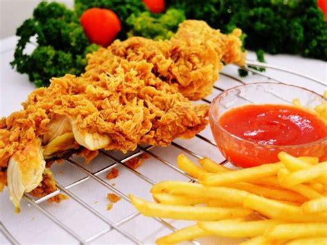 Tentu saja hal ini lantaran rasanya yang nikmat serta sangat cocok disandingkan dengan ayam saus pedasnya. Resep Ayam Richeese Kw / Resep Mie Ayam Kangkung Kw 😂😂😂 oleh Retysweet89 @Retys'sPawon - Cookpad ...