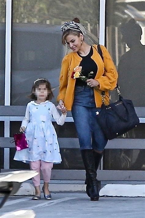 Eva mendes spends birthday with ryan gosling and girls at disneyland. Eva Mendes & Ryan Gosling Are All Smiles In Uncommon ...
