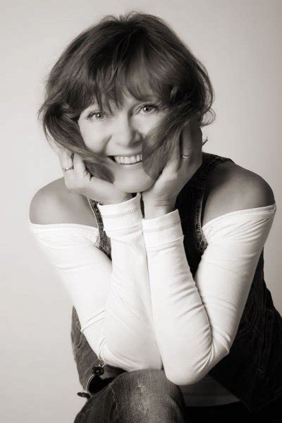 Wunderbar, lass uns spielen und das leben spielte mit mir. Jarmila Švehlová - Kultura.cz