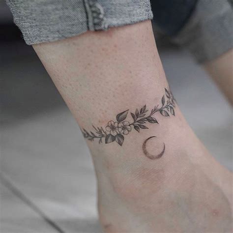 Ähnliches Foto Ankle Bracelet Tattoo Tattoos Anklet Tattoos