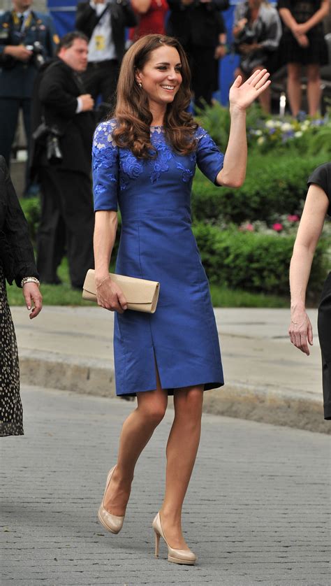 Kate Middleton In Blue Dress At Freedom Of The City Ceremony In Quebec