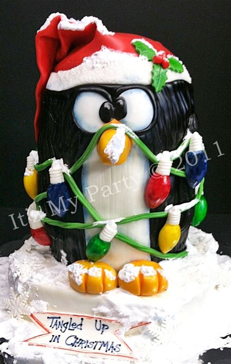Christmas Penguin - CakeCentral.com