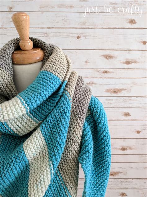 My designs and patterns only for individual use, but i give. Pattern Review: The Caron Cake Knit Triangular Shawl ...