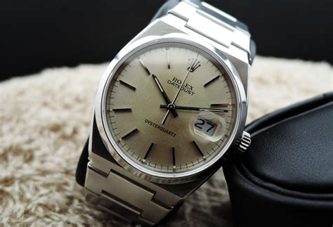 Still, to tell if an amethyst is real or fake, you need to check whether the gem in your hand is actually a glass piece or real stone. How to Tell If a Rolex Is Real | Cool Material