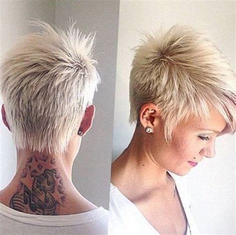 Mit dieser frisur können die stylisten viel experimentieren, sie ergänzen den bobschnitt mit einem schrägen oder geraden pony und spielen mit der länge des haarschnitts und mit seinen rändern. Freche kurzhaarfrisuren 2019 - Aktuelle und neue trends 2021