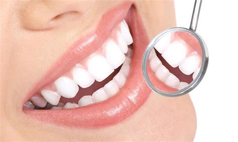 Teeth Whitening 8 Ways To Get A Bright White Smile Scott Evans Dds