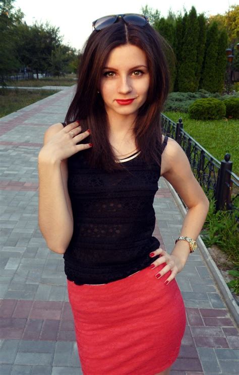 Pretty Girl Pretty Woman Romanian Girl Looking For Marriage