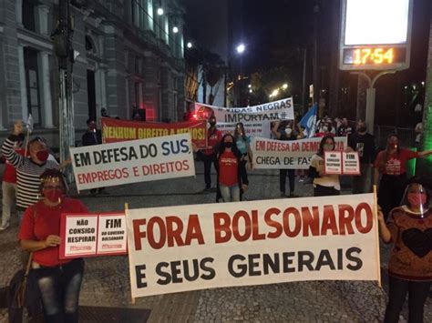 Bolsonaro ressaltou a importância da luta pela liberdade, democracia e transparência nas eleições de 2022 e disse que fará o que for necessário, ao lado dos brasileiros, para vencer essa luta. Ato Fora Bolsonaro em Juiz de Fora/MG | Diálogo e Ação Petista