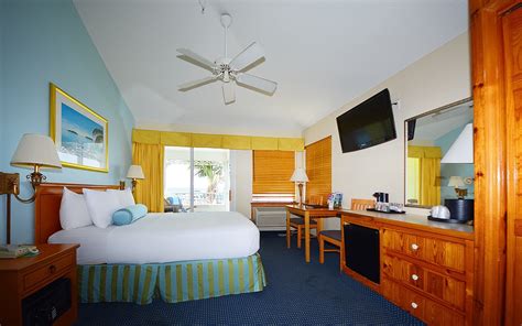 Find hotels with a private jacuzzi or hot tub inside your rom near miami, fl. Hotels in Sebastian FL | Rooms | Capt Hirams