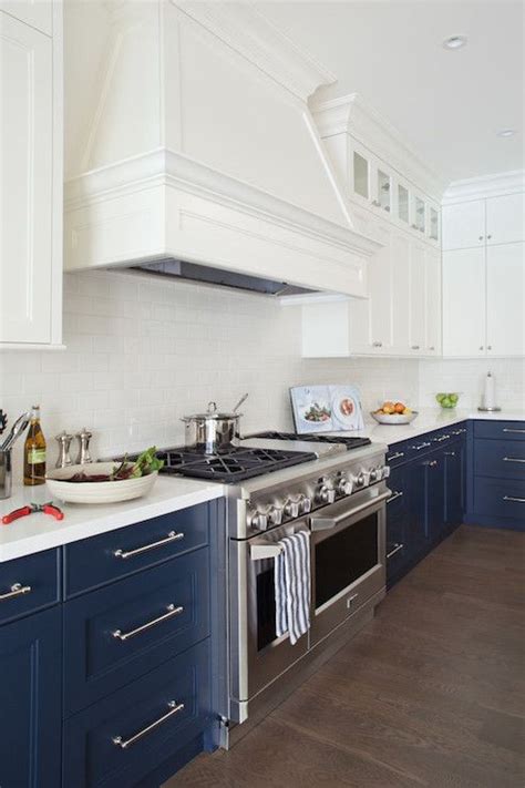 Navy blue kitchen cabinet with silver hardware. 20 Kitchens in Navy - MessageNote