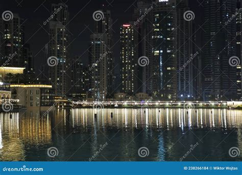 Burj Khalifa Lake Editorial Stock Image Image Of Biggest 238266184