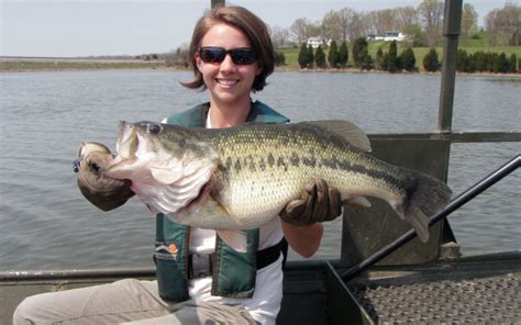 Kentucky Fish And Wildlife Department Launches Trophy Largemouth Bass