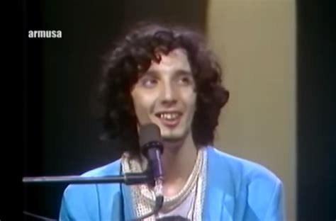 Ahora sé que ya no puedo vivir sin tu amor. Recuperaron el primer concierto que Fito Páez dio para la ...