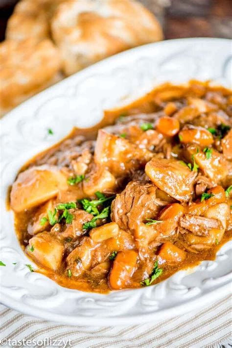 Dried oregano and 1/8 teaspoon black pepper into stew before baking. Copycat Dinty Moore Beef Stew Recipe / Dinty Moore Beef ...