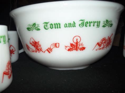 Vintage Hazelatlas Tom And Jerry Holiday Christmas Egg Nog Punch Bowl