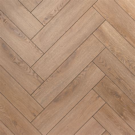 Laminate Oak Herringbone 143x640mm Praline Oak Laminate Natural