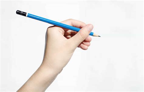 The Everyday Problems Faced By Left Handed People