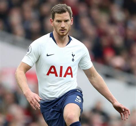 تي شيرت بشعار نادي أتلتيكو مدريد أتلتيكو مدريد العلم النص الشعار png. أتلتيكو مدريد ينافس روما على مدافع توتنهام جان فيرتونجن ...