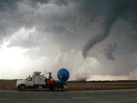 Storms Up Close Craziest Storm Chaser Photos Of Tornado Season Cbs News