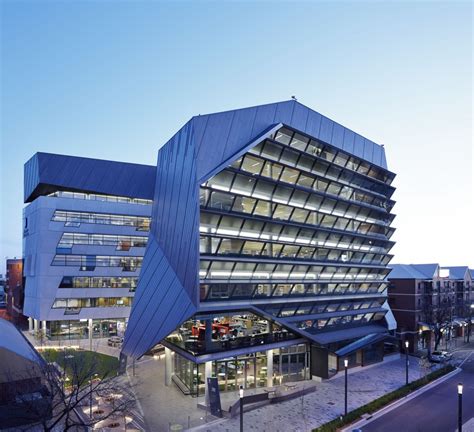 South australia (sa) is australia's fourth largest state covering an area of around 984,000 km². University of South Australia: A star-studded education in ...
