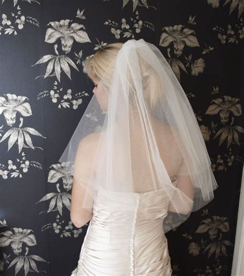 Veil Lengths How To Find The Perfect Veil Length The White Wedding