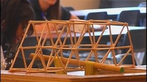 Strongest Toothpick Truss Bridge Design
