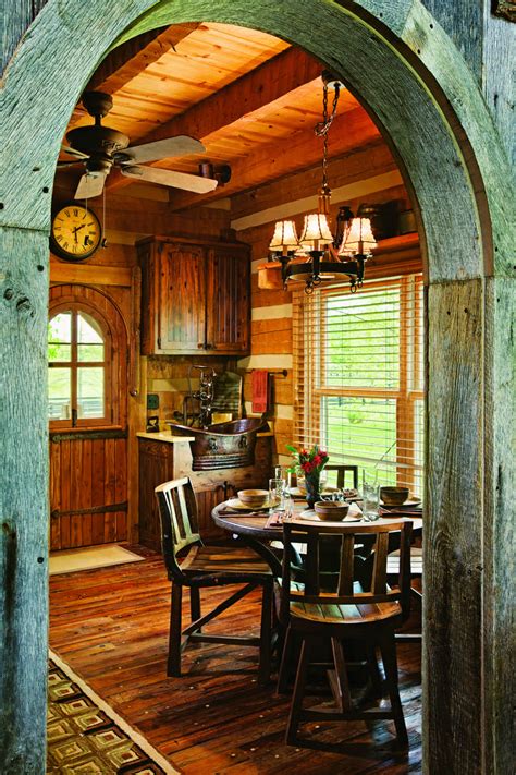 Designing A Beautiful Log Home Dining Space