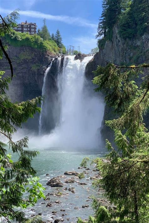 Visiting Snoqualmie Falls A Locals Complete Guide Wander Healthy