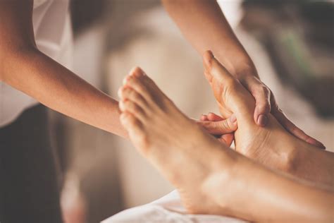 Reflexology What Is It And What Are The Health Benefits Flipboard