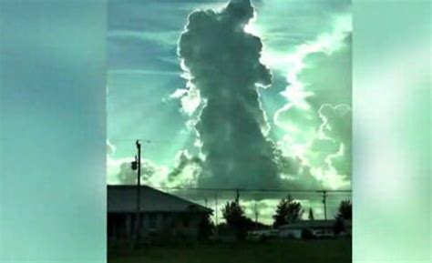 Spotted Cloud Looks Like Jesus Chicago Tribune
