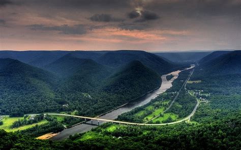 You can see vast distances both upstream and downstream over just past the entrance to hyner run state park turn left onto hyner view road. Hyner View State Park | State parks, River trip, Places to go