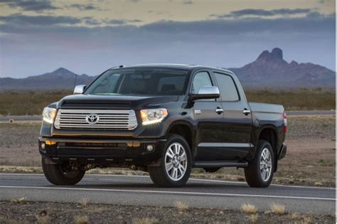 2017 Ram 1500 vs. 2017 Toyota Tundra: Compare Trucks