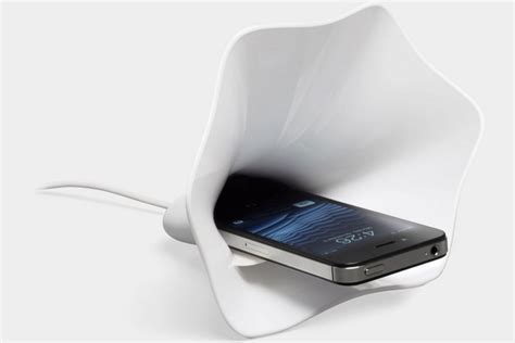 Blooming Sound Electricity Free Iphone Amplifier Bonjourlife