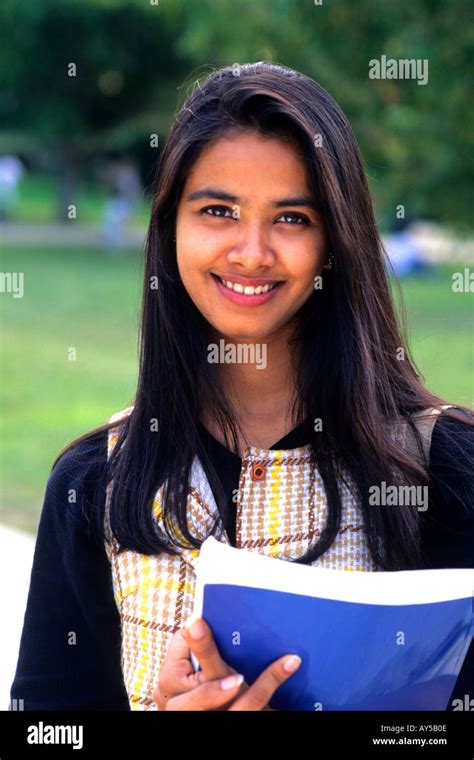 Indian College Teen Mumbai Girl With Bf Telegraph