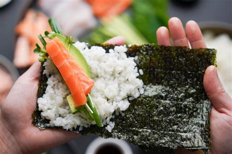 How To Make Hand Rolls Temaki Sushi Recipe Hungry Huy