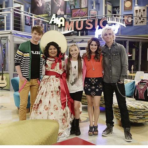 Maddie On The Set Of Austin And Ally Austin And Ally Dance Moms Maddie