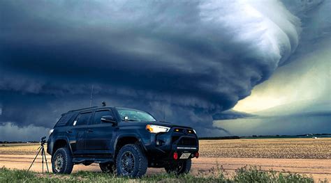 Storm Chasers Face Host Of Dangers Beyond Severe Weather Wausau Pilot