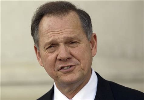 Alabama Chief Justice Tells Judges To Refuse Gay Marriage Licenses
