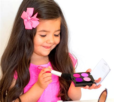Little Cosmetics Kit Pretend Play Preschool Kid Girl Makeup Set