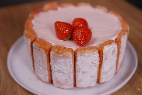 Recette Ultra Facile Charlotte Aux Fraises Dhervé Cuisine