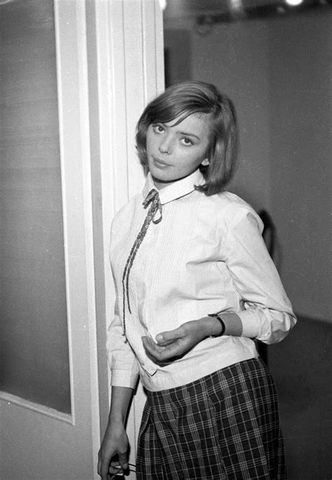 30 Beautiful Black And White Portrait Photos Of Barbara Kwiatkowska Lass From The Late 1950s And