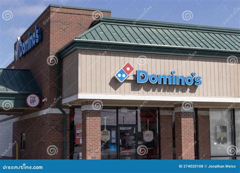 Domino S Pizza Restaurant Domino S Delivers More Than 1 Million Pizzas