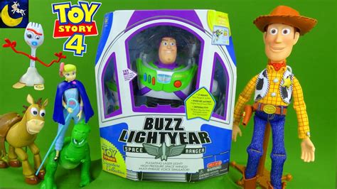 Thinkway Toys Buzz Lightyear Signature Collection Interactive Woody Bo