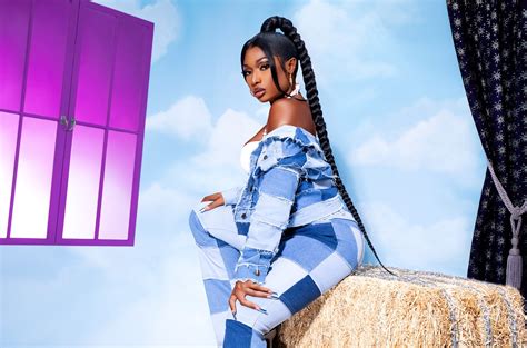 Personal megan thee stallion stands tall at 5ft 10in. Megan Thee Stallion's Fashion Nova Collection Makes $1.2 ...